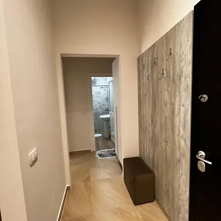 Solitude Apartment *